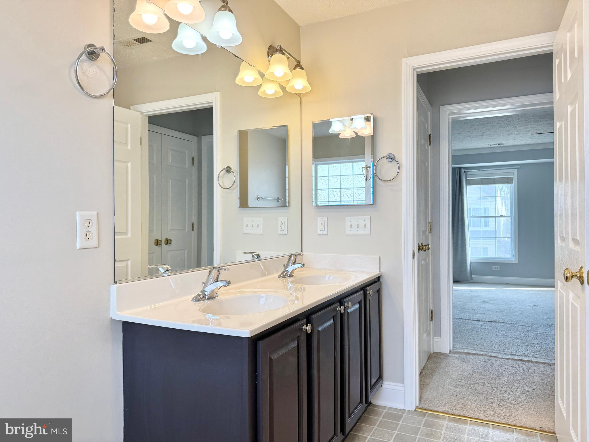 WIDEWATER VILLAGE - Residential Lease