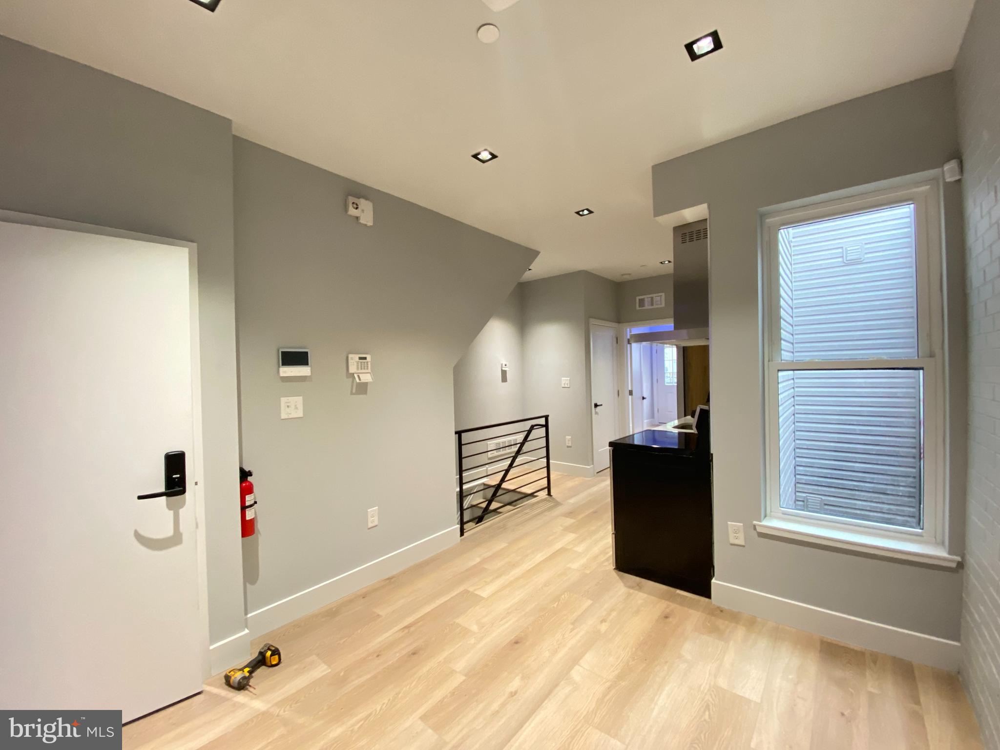 TEMPLE UNIVERSITY - Residential Lease