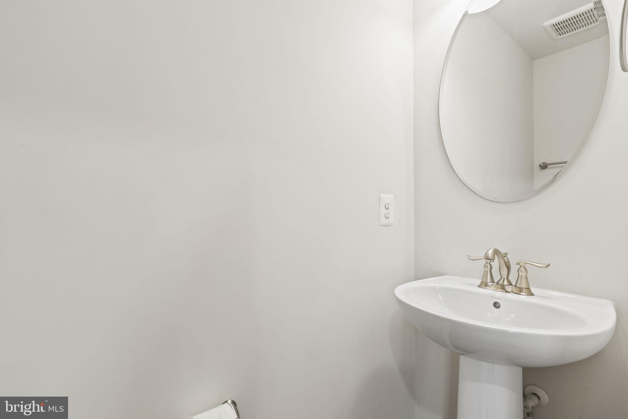 HYATTSVILLE - Residential