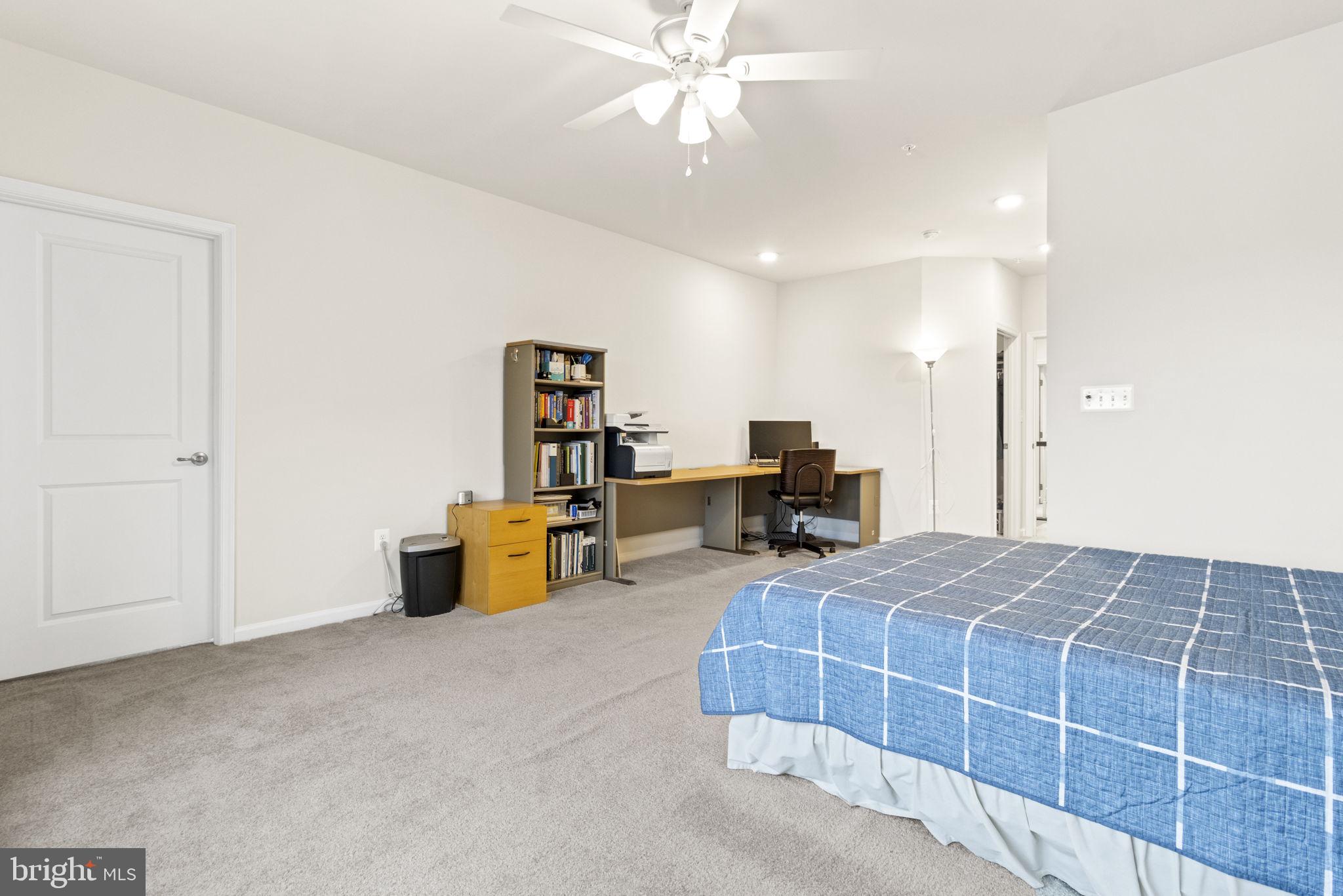 HYATTSVILLE - Residential