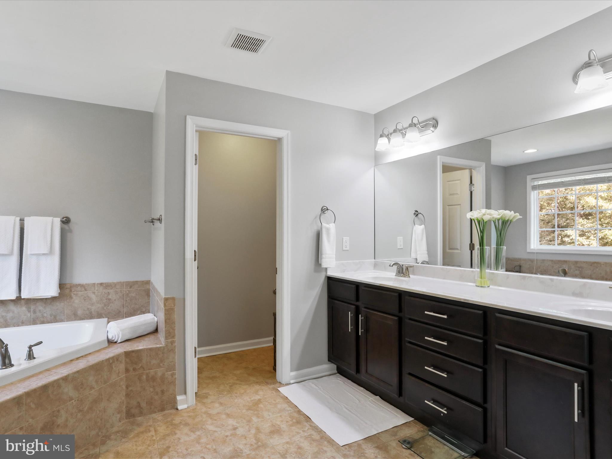 BROOKFIELD ON THE POTOMAC - Residential