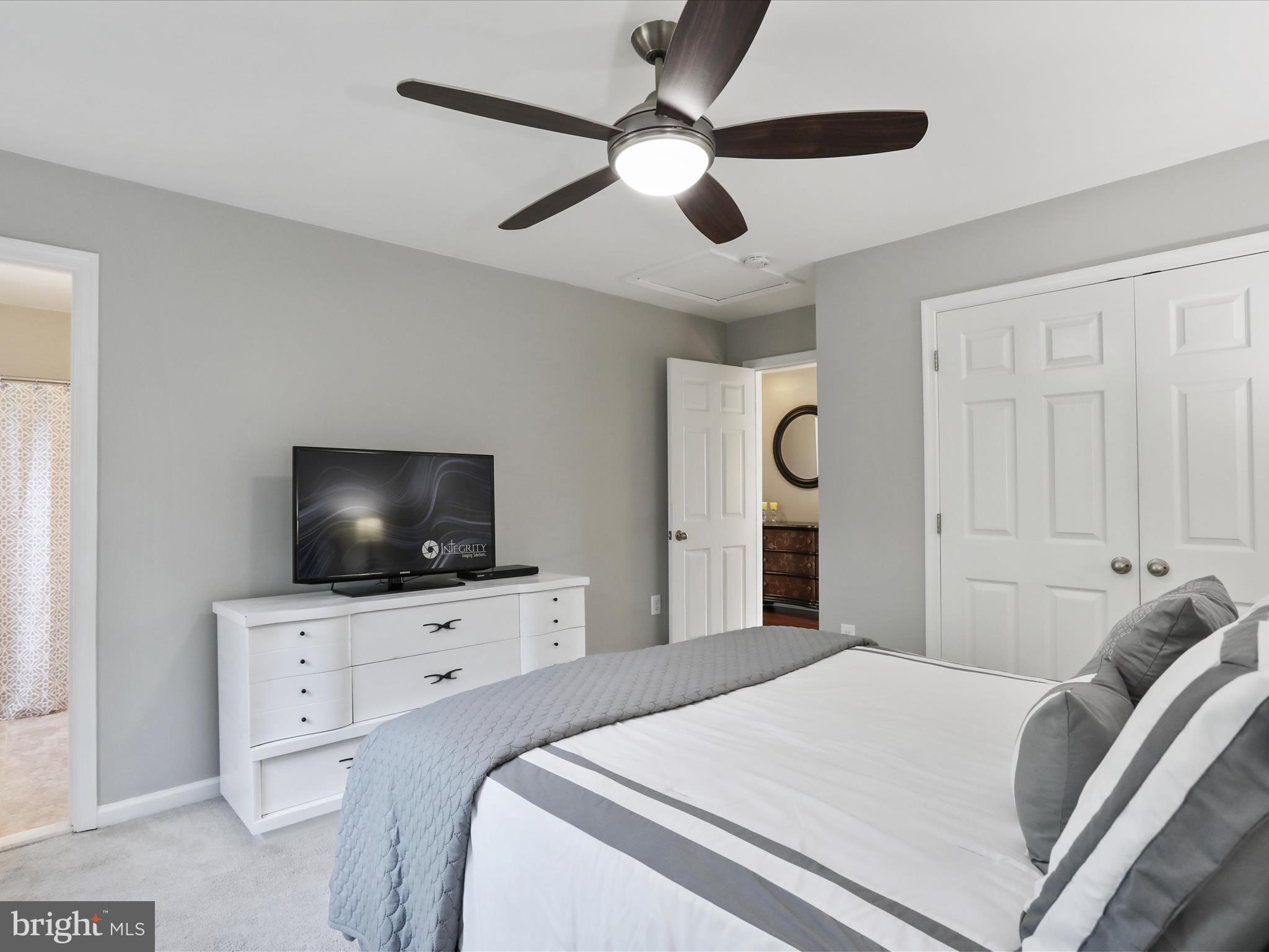 BROOKFIELD ON THE POTOMAC - Residential