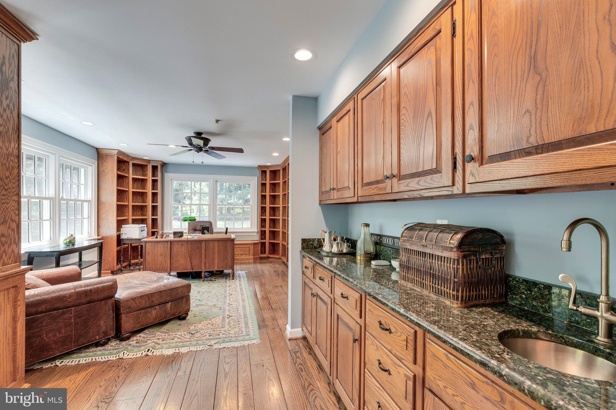 ASHTON OAKS - Residential