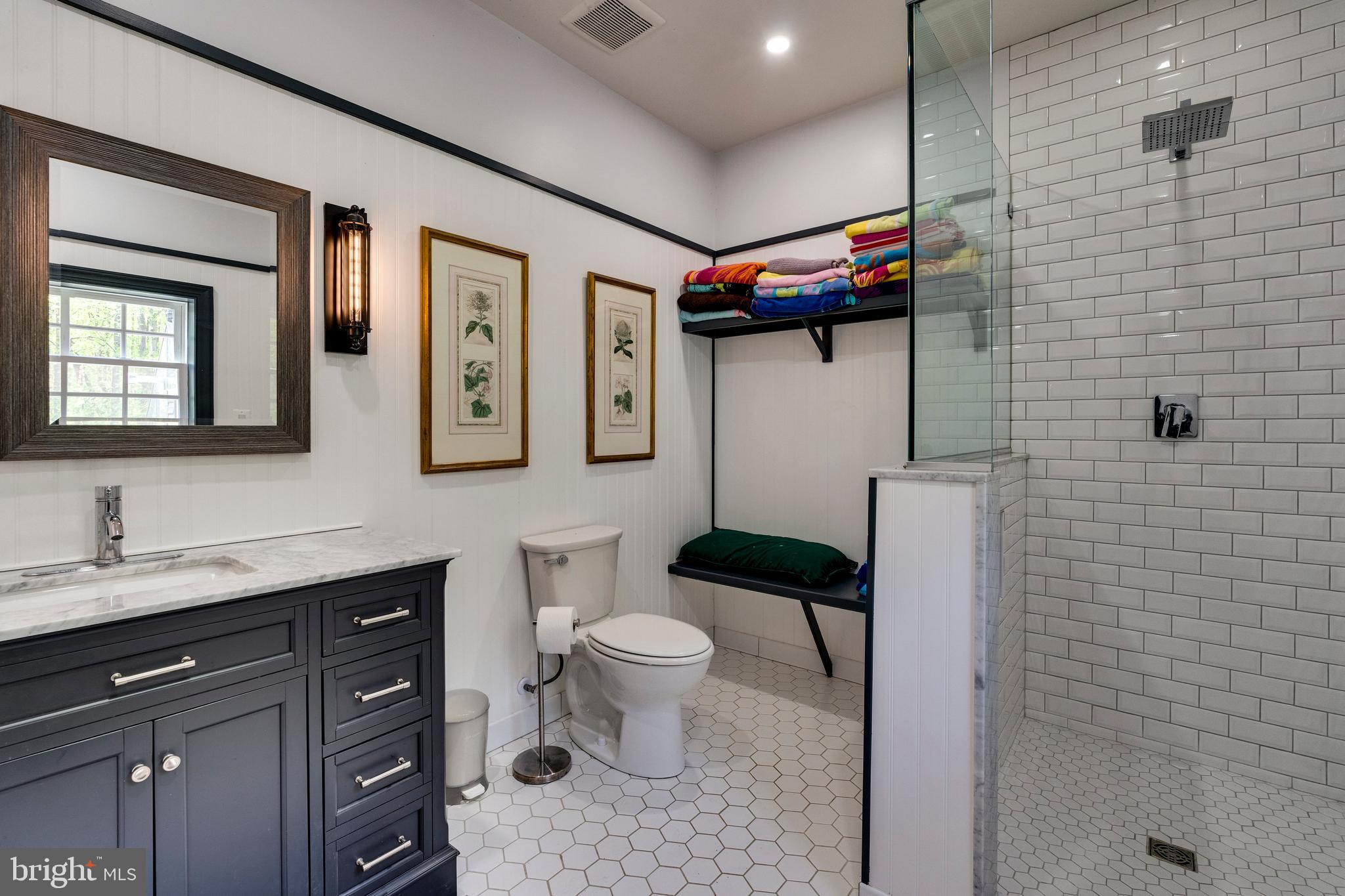 ASHTON OAKS - Residential