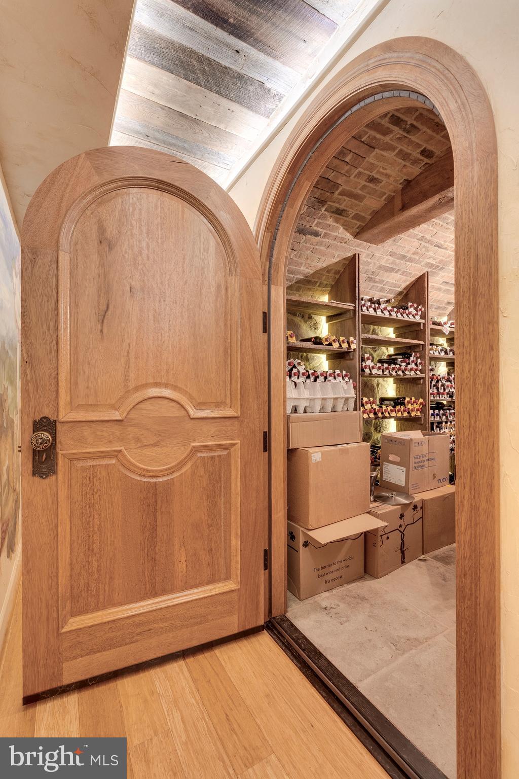 ASHTON OAKS - Residential