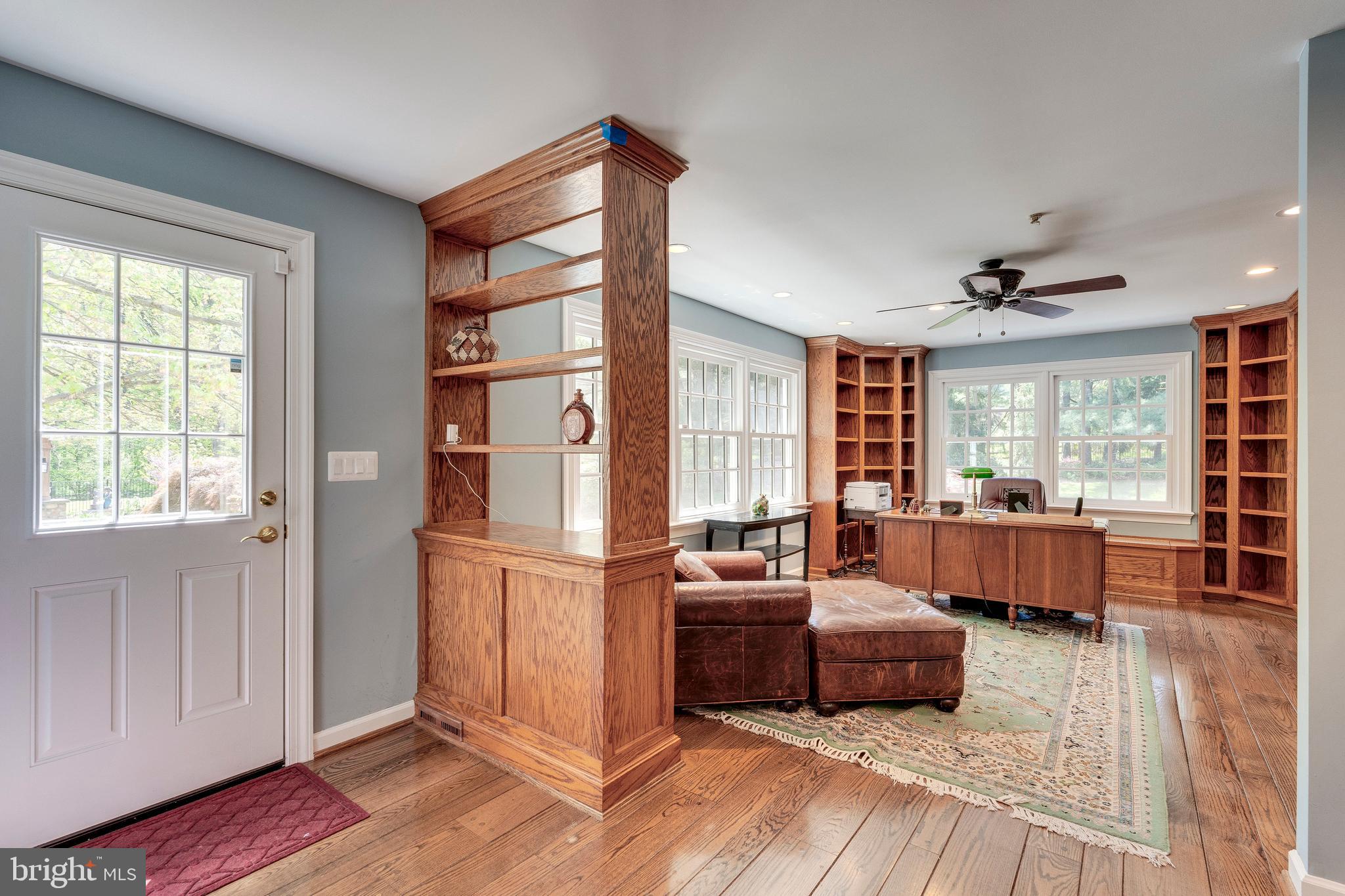 ASHTON OAKS - Residential