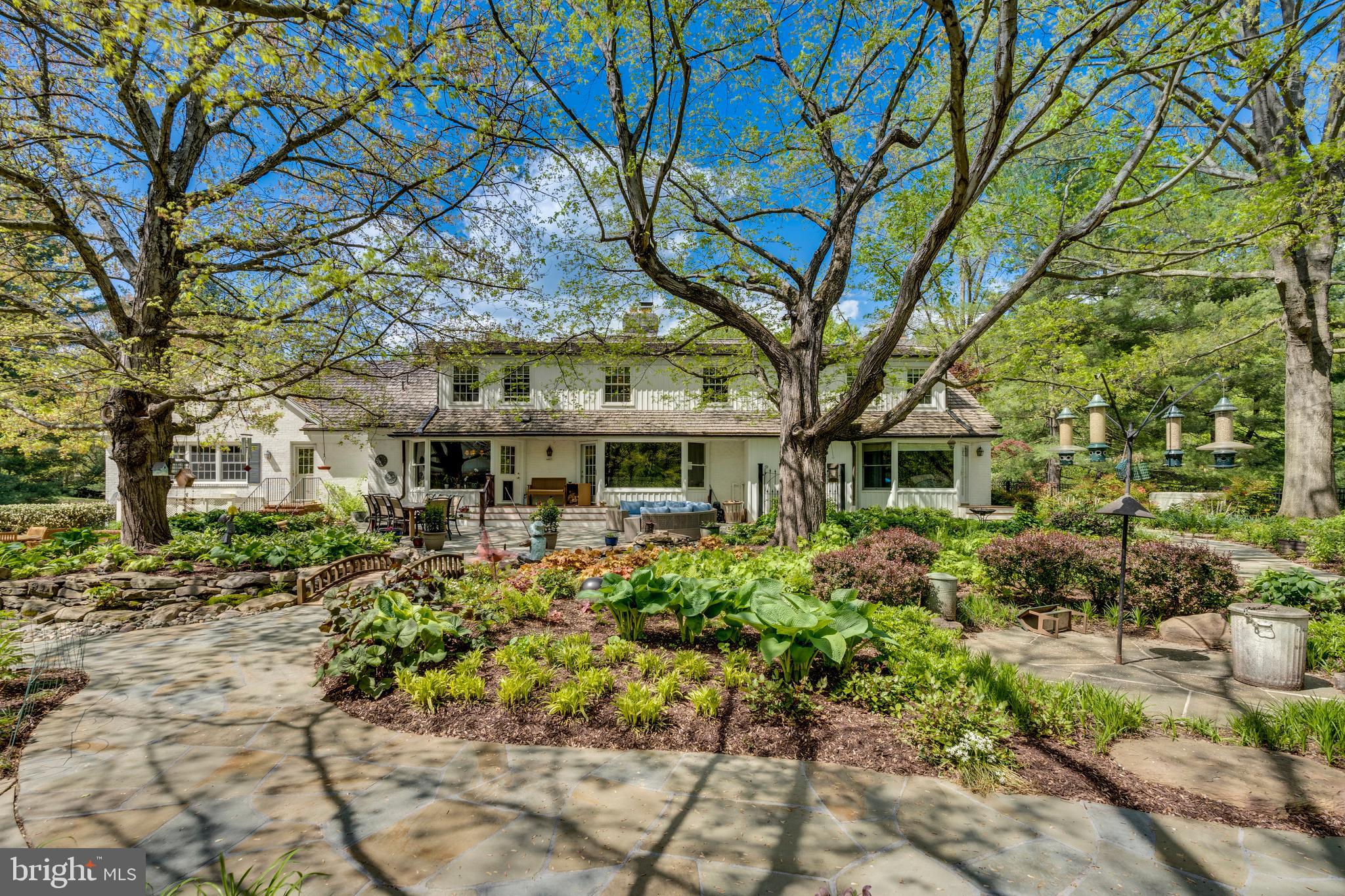 ASHTON OAKS - Residential