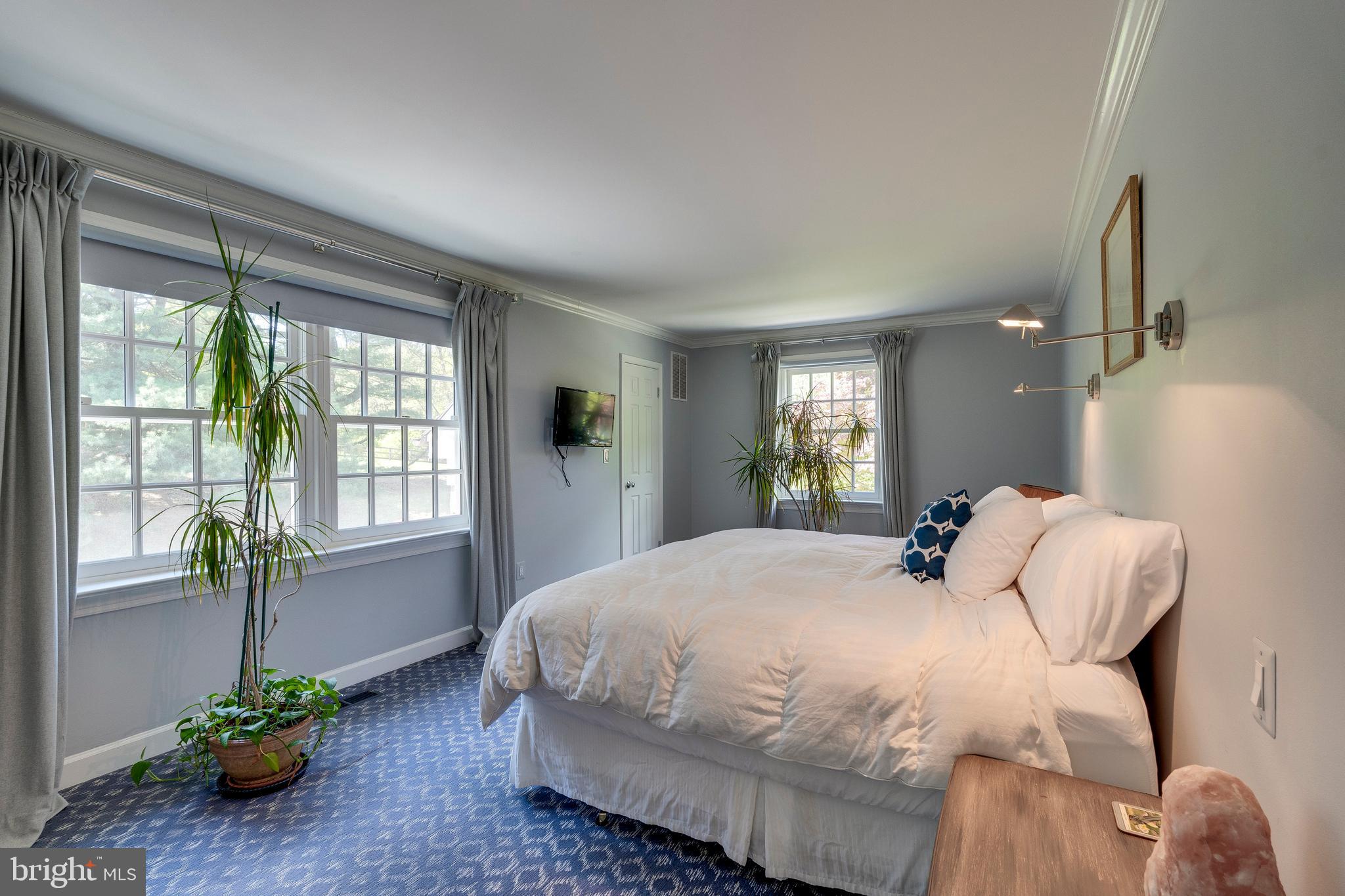 ASHTON OAKS - Residential