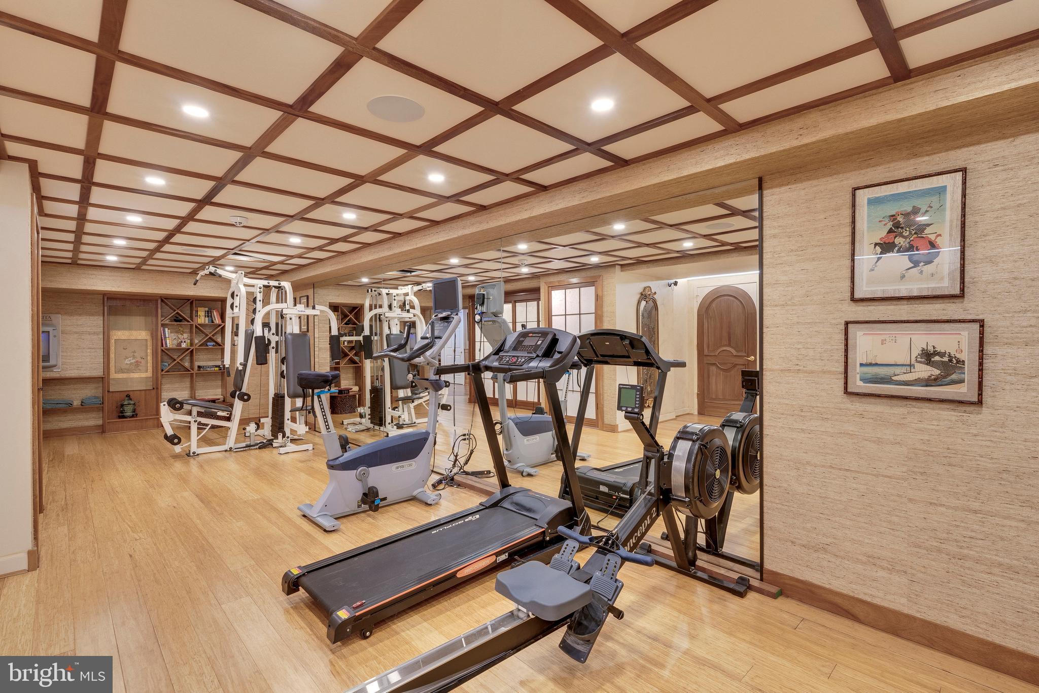 ASHTON OAKS - Residential