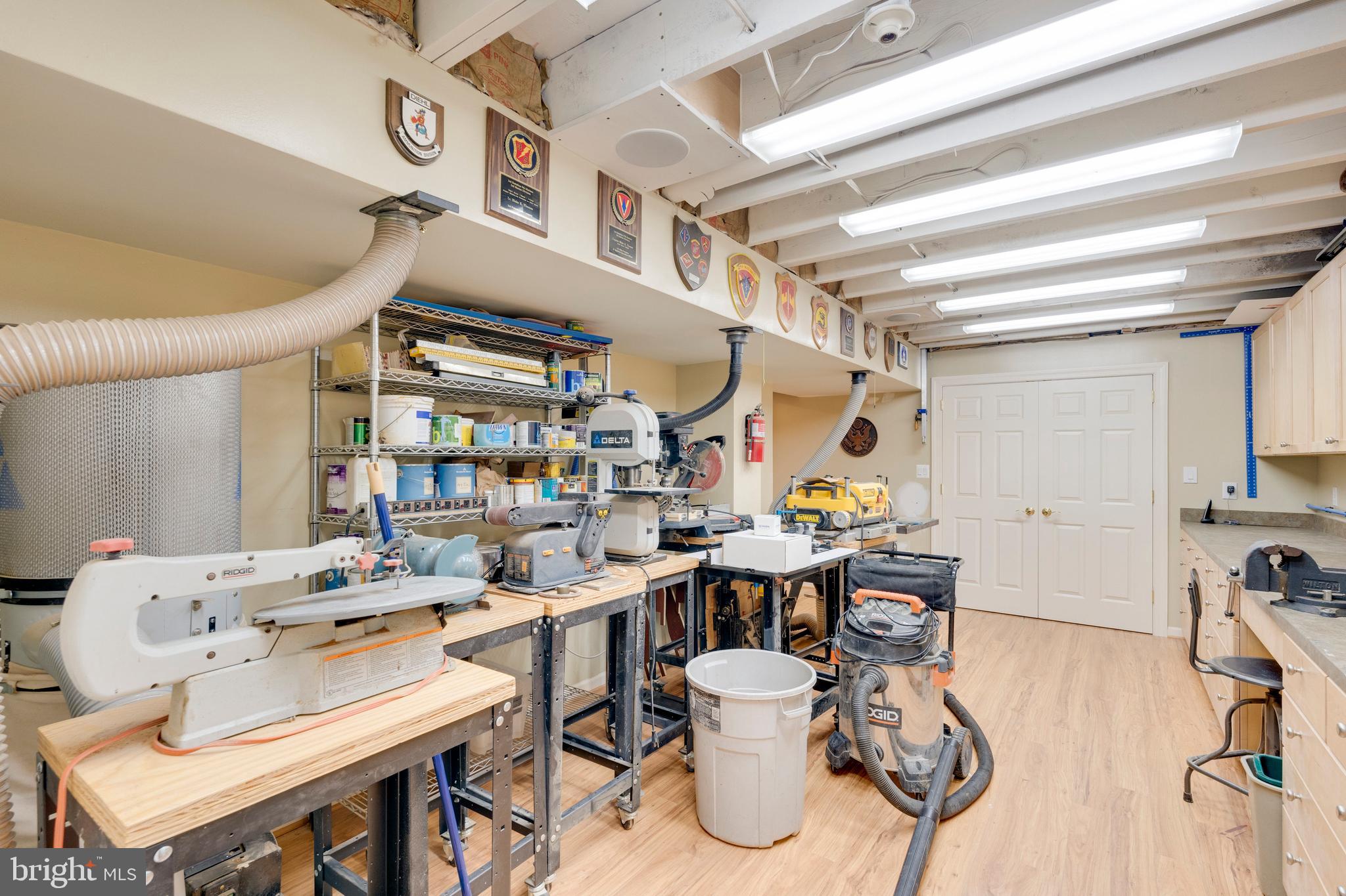 ASHTON OAKS - Residential