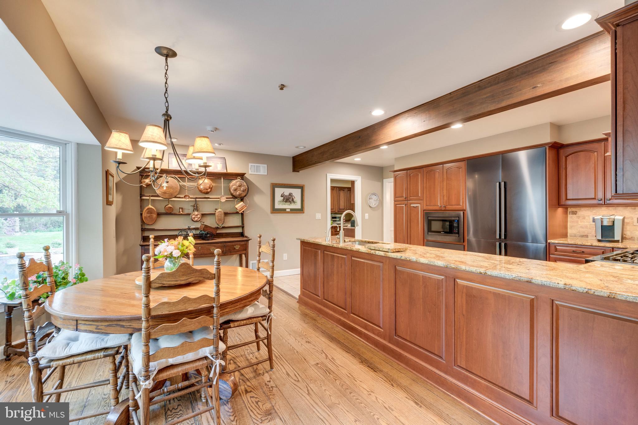 ASHTON OAKS - Residential