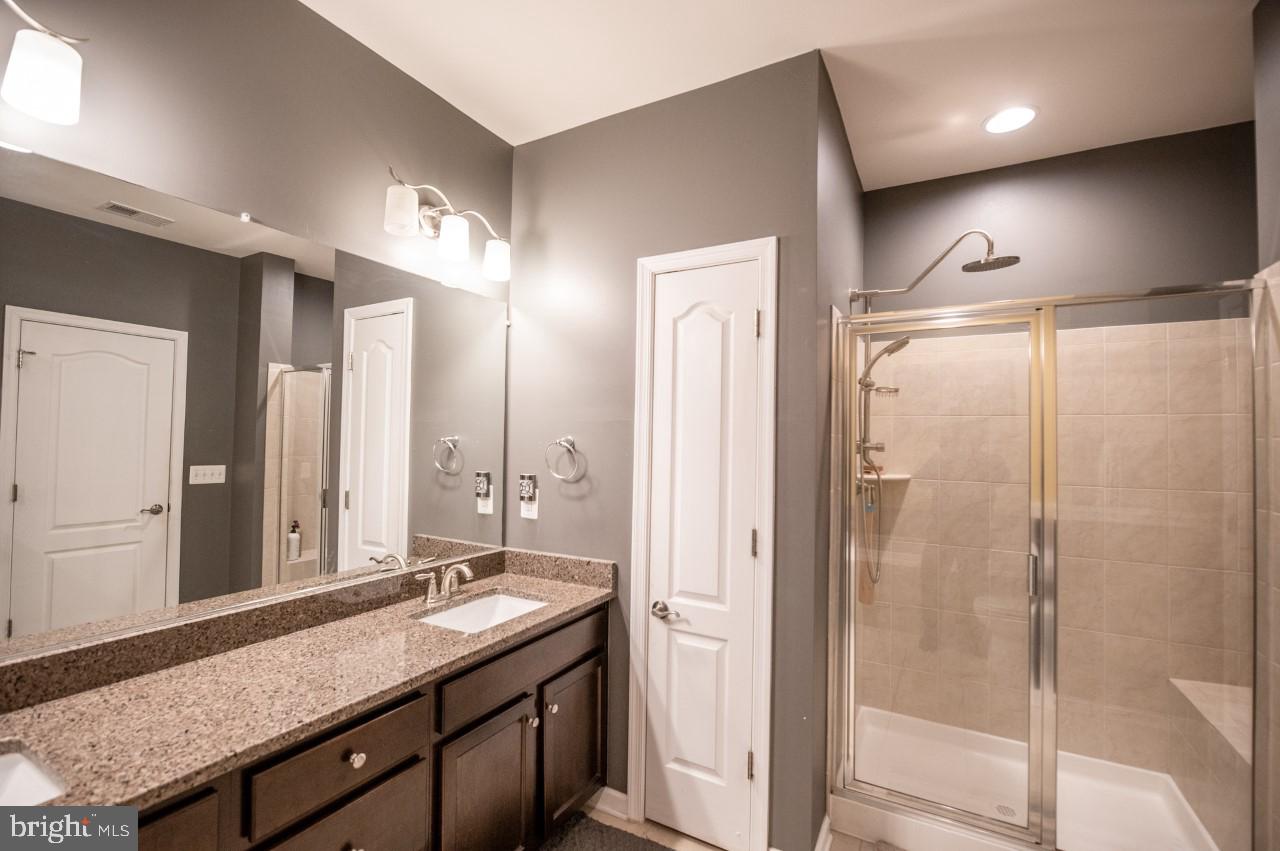 VILLAS AT EASTGATE CONDO - Residential