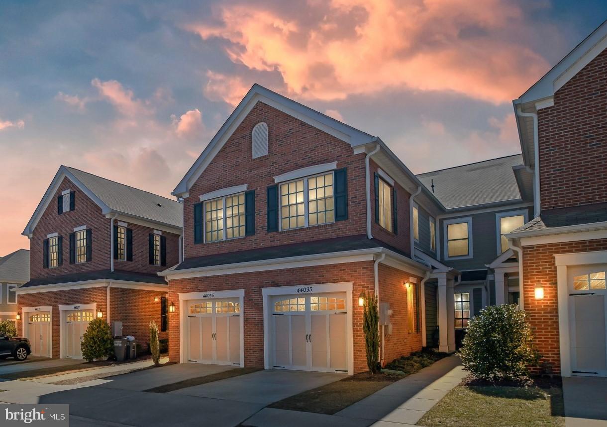 VILLAS AT EASTGATE CONDO - Residential