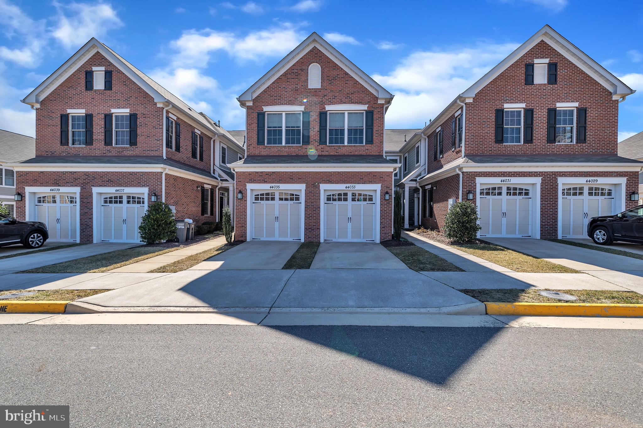 VILLAS AT EASTGATE CONDO - Residential