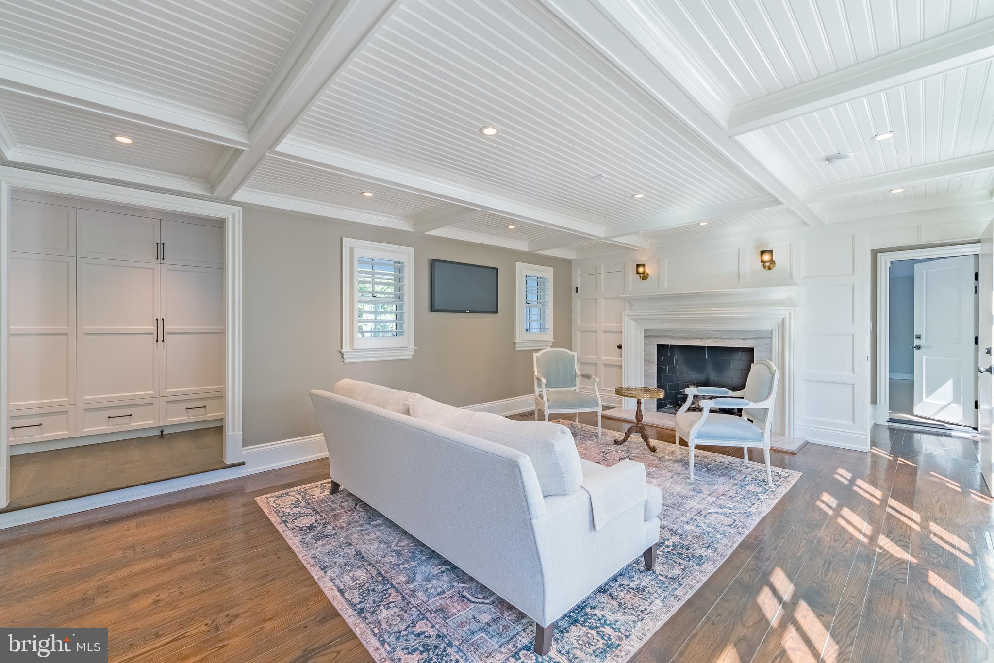 COUNTRYSIDE - Residential