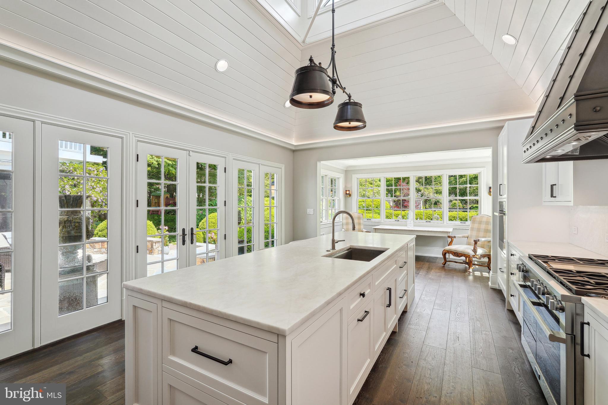 COUNTRYSIDE - Residential