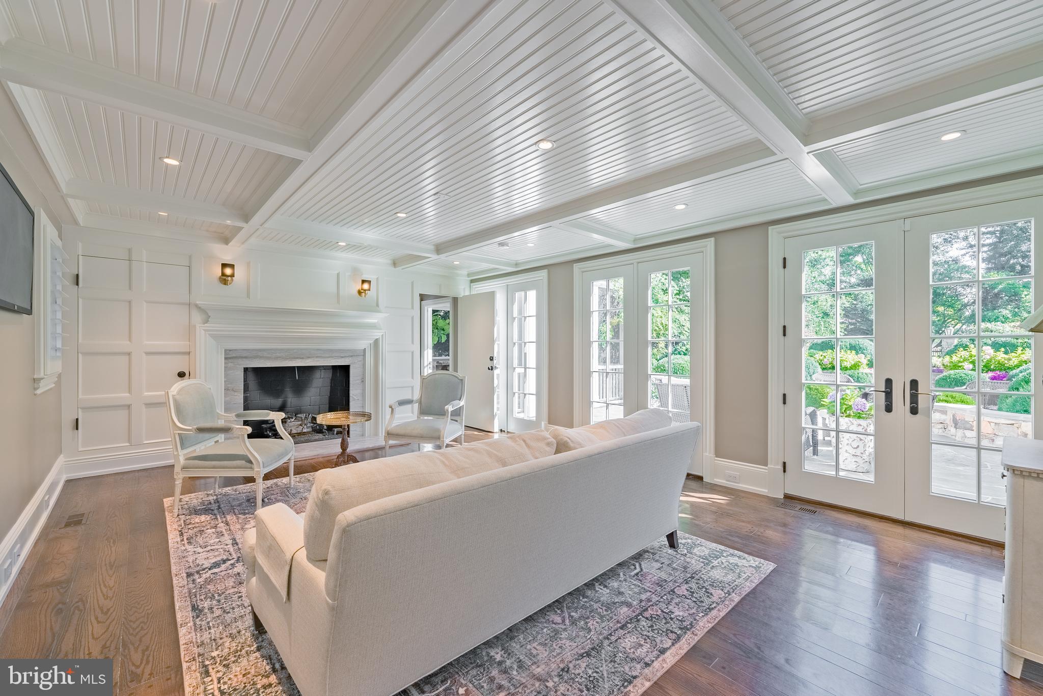 COUNTRYSIDE - Residential