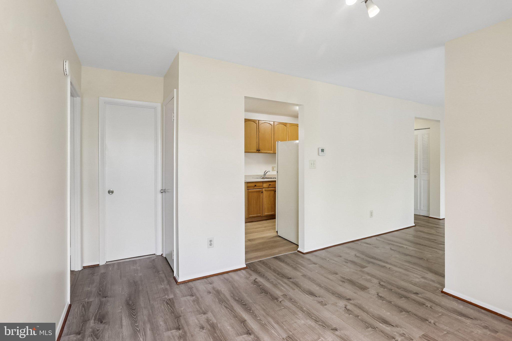 11925 PARKLAWN DRIVE 203