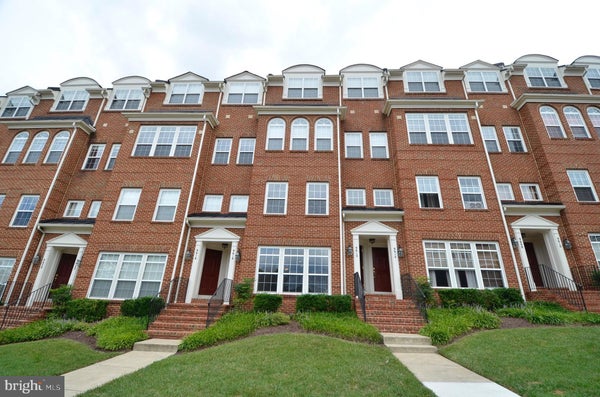 9612 WIGFALL WAY, MANASSAS PARK, VA 20111 - Image e76e1fa2dd51bb897e82d6827b9ce5d0/2149553804