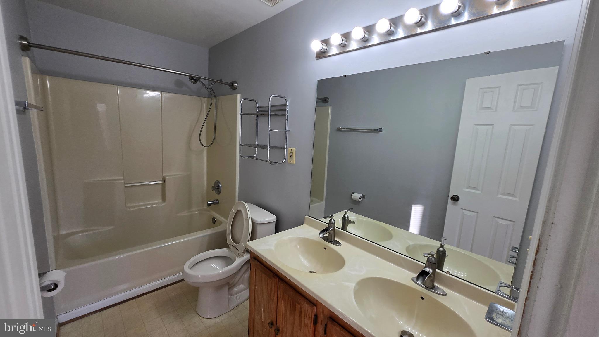 WALKER MILL - Residential Lease