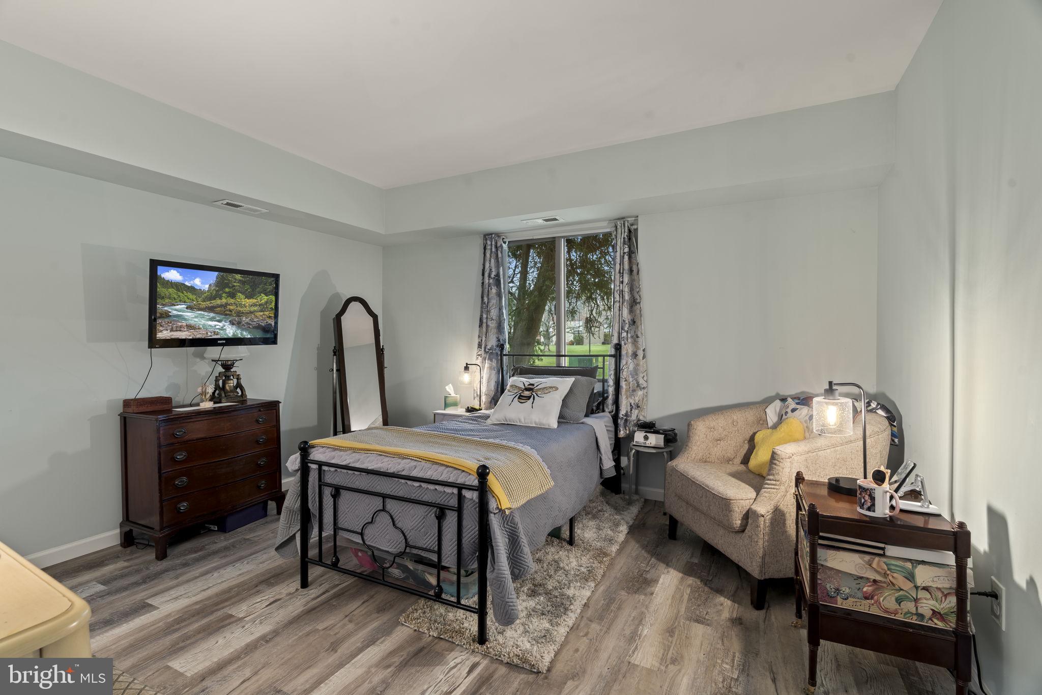 COVENTRY GREEN - Residential