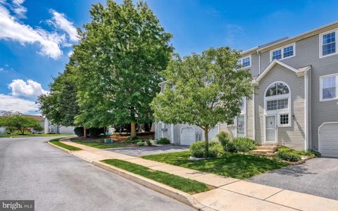 Townhouse For Sale - 6239 Spring Knoll Drive<br/> HARRISBURG, PA 17111