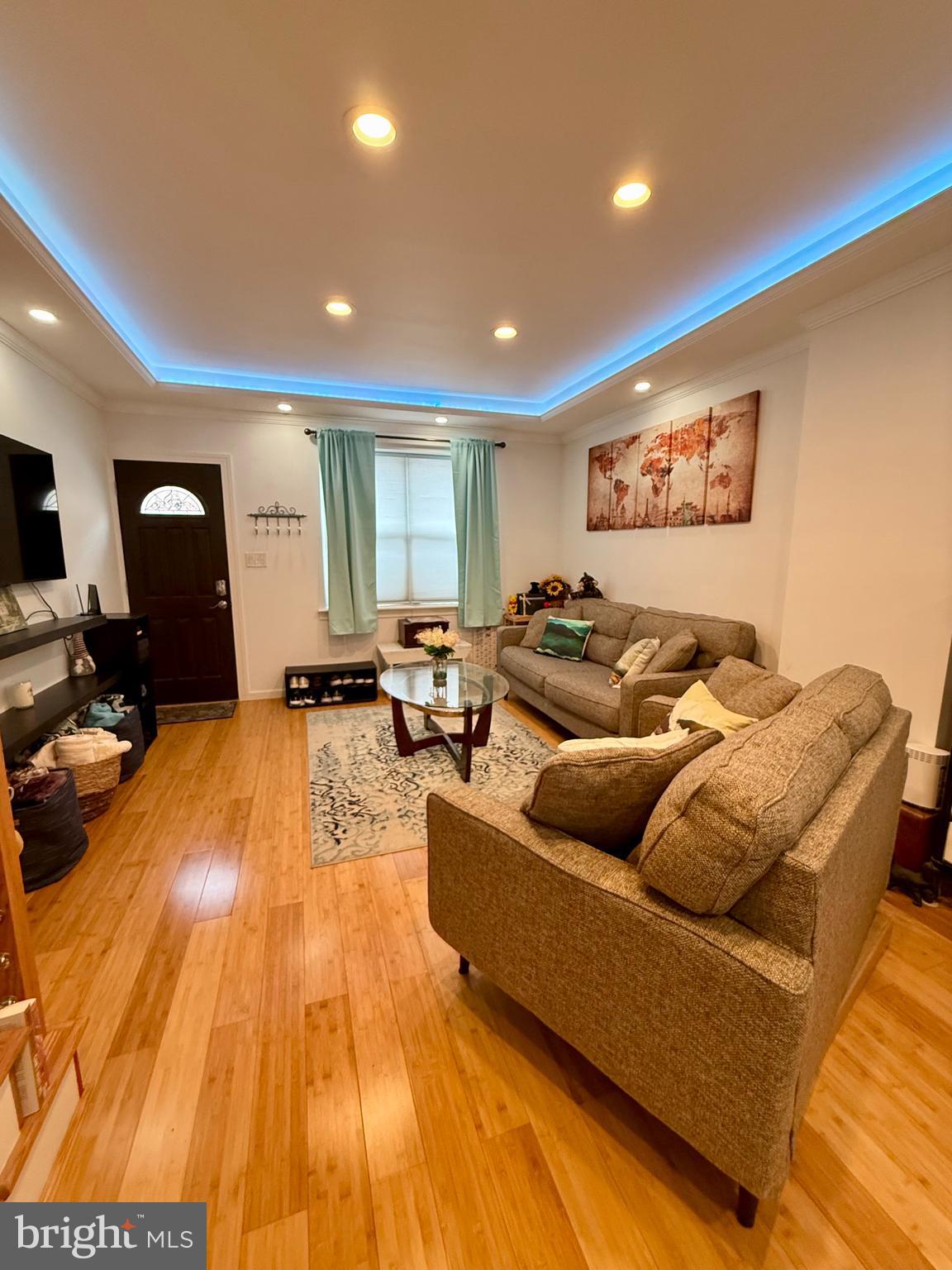 GIRARD ESTATES - Residential Lease