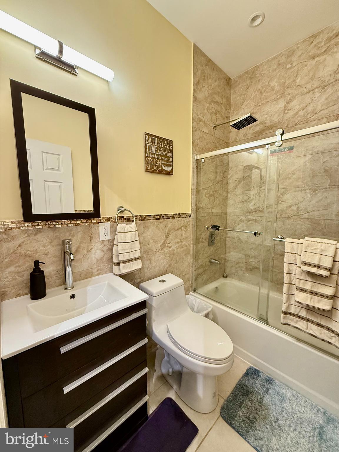 GIRARD ESTATES - Residential Lease