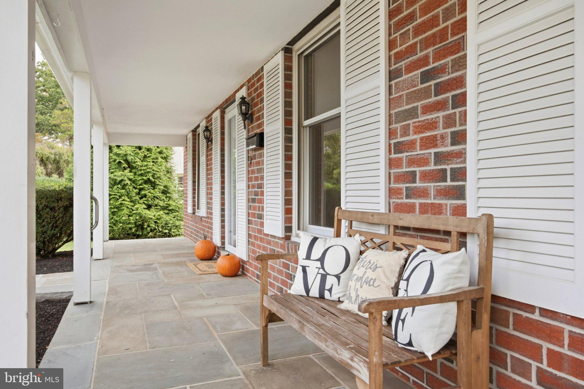 1411 DORCHESTER ROAD