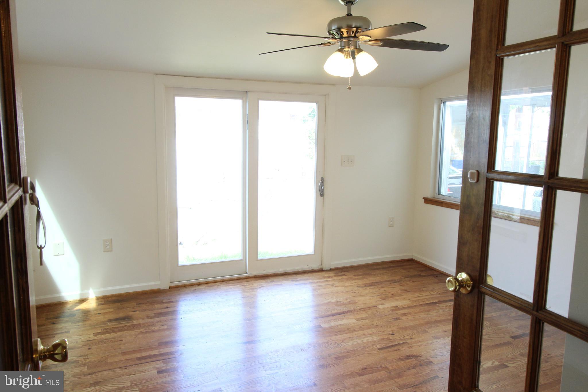 GRAY MANOR HOMES - Residential Lease