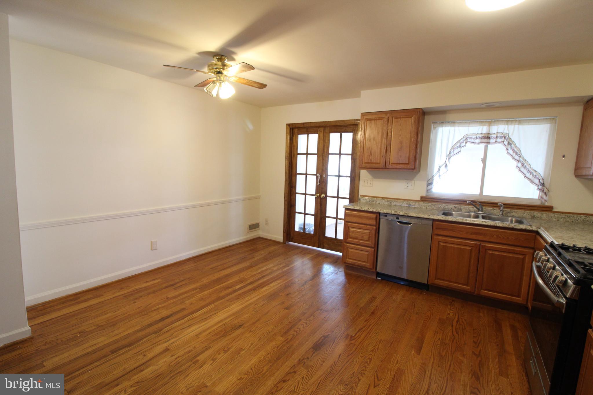 GRAY MANOR HOMES - Residential Lease