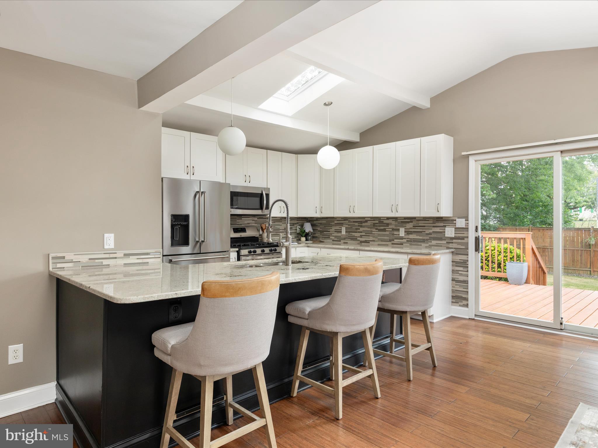 WEST LAWN - Residential