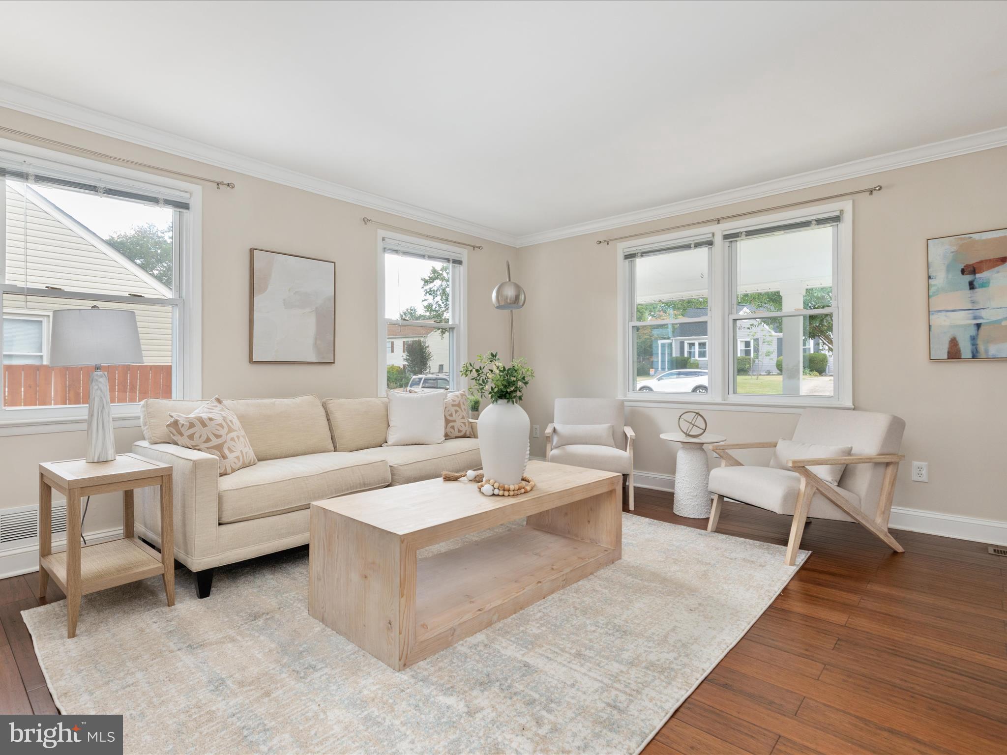 WEST LAWN - Residential