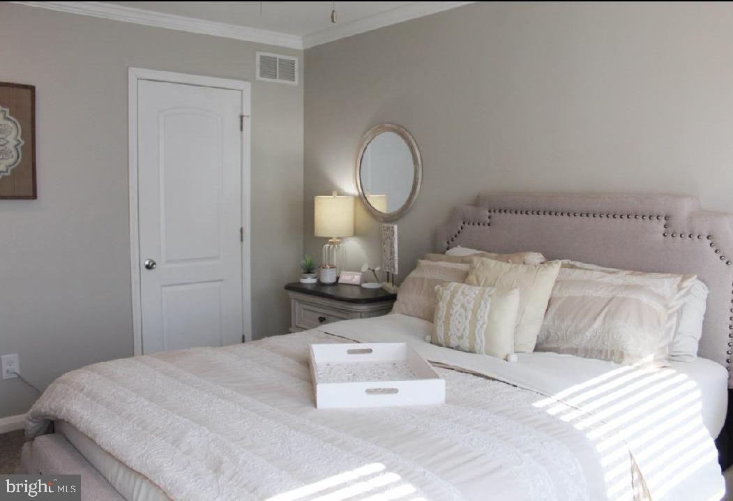 EASTWOOD - Residential