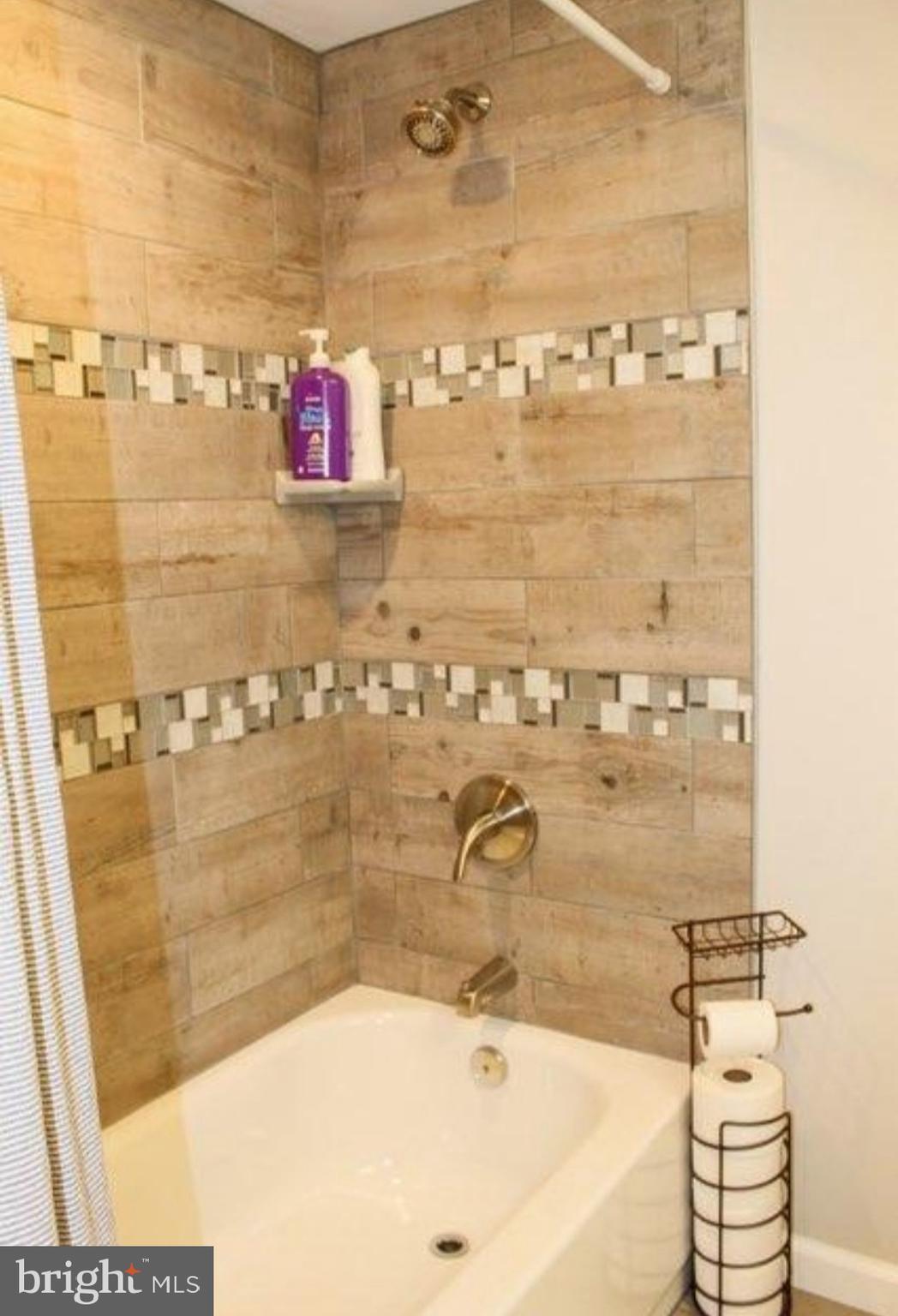 EASTWOOD - Residential
