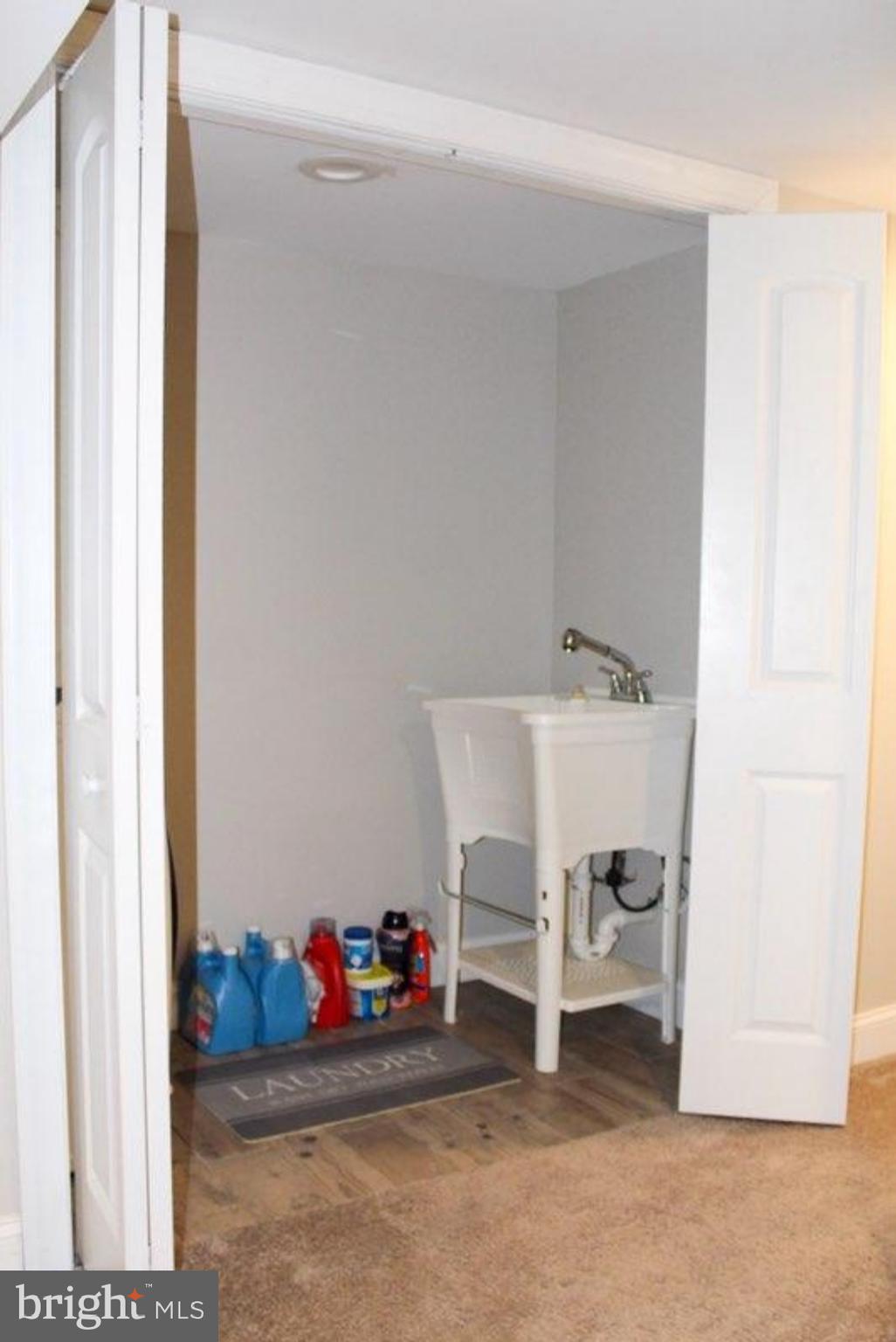 EASTWOOD - Residential