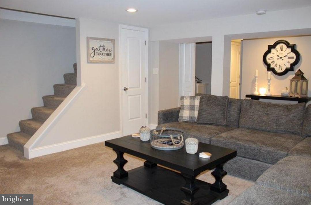 EASTWOOD - Residential