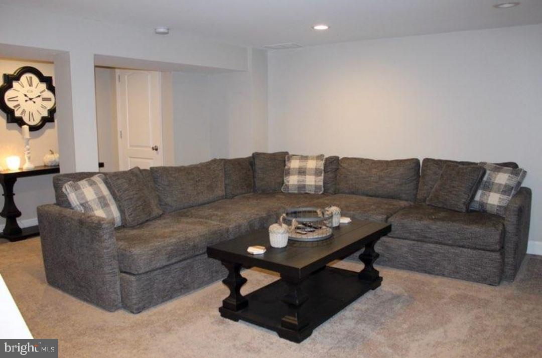 EASTWOOD - Residential