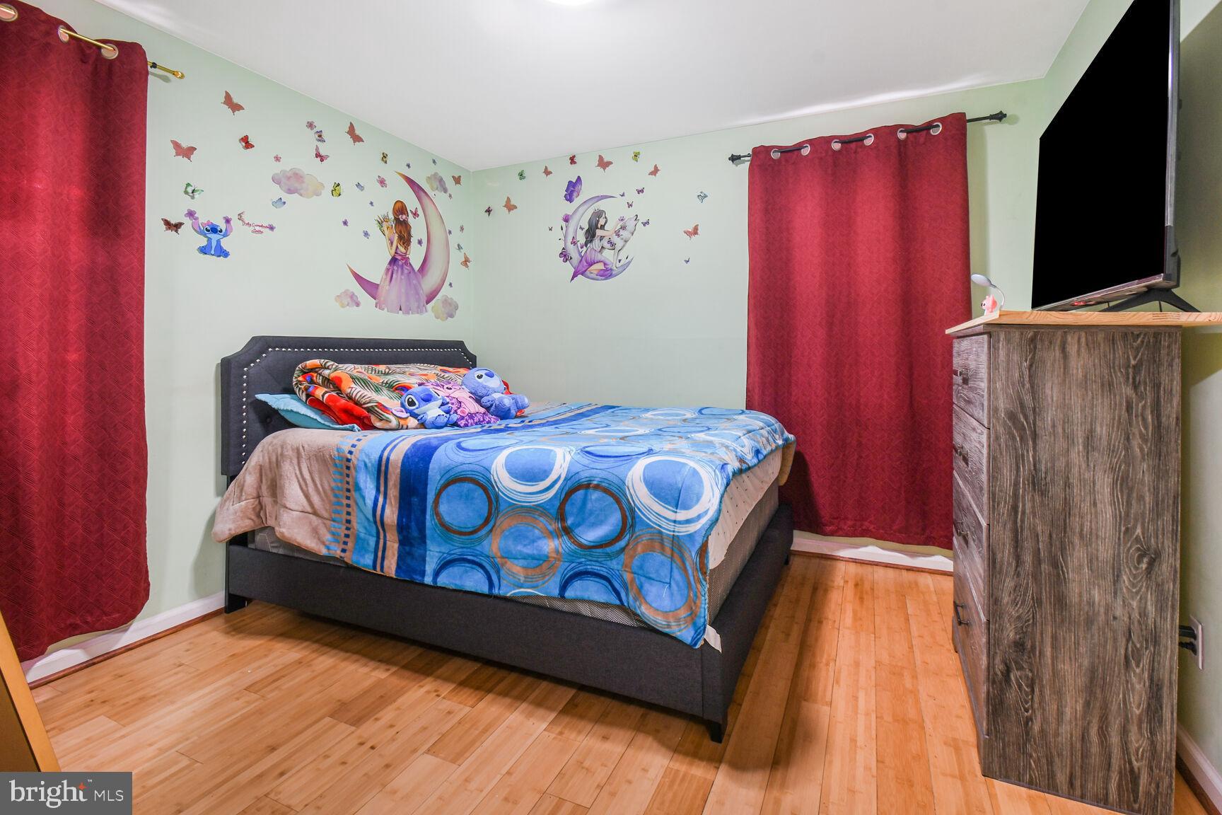 HOLLYWOOD - Residential