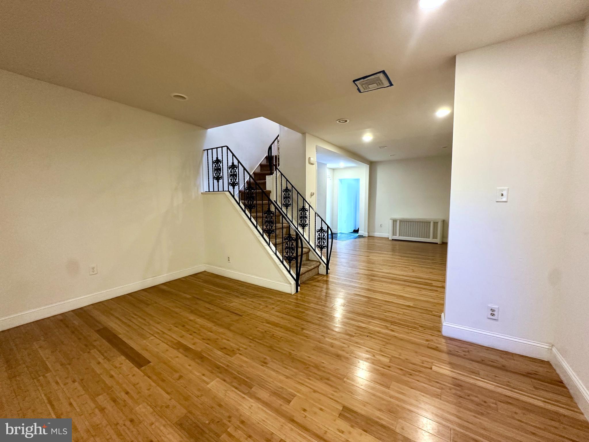 COBBS CREEK - Residential