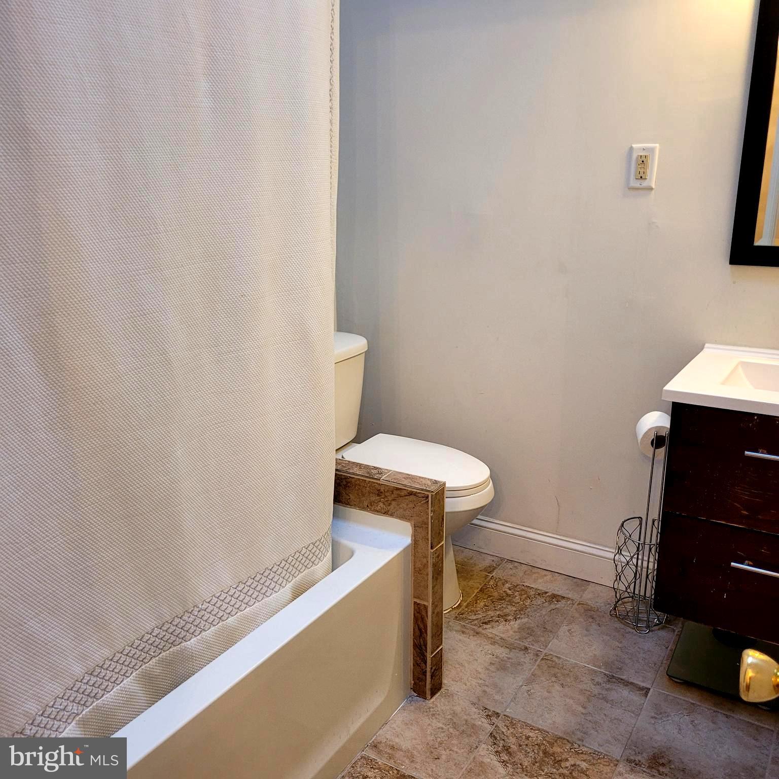 COBBS CREEK - Residential