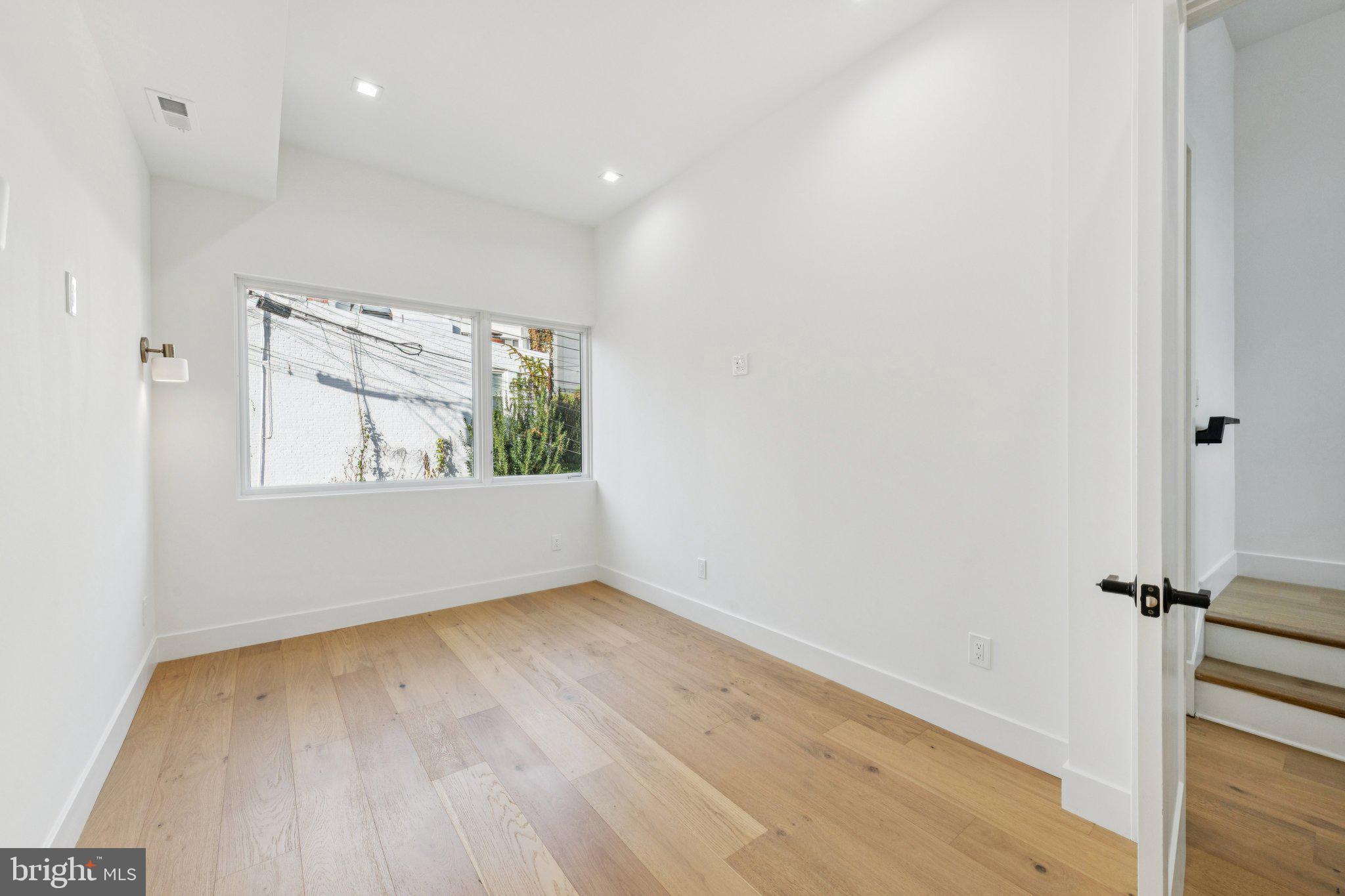 FOGGY BOTTOM - Residential