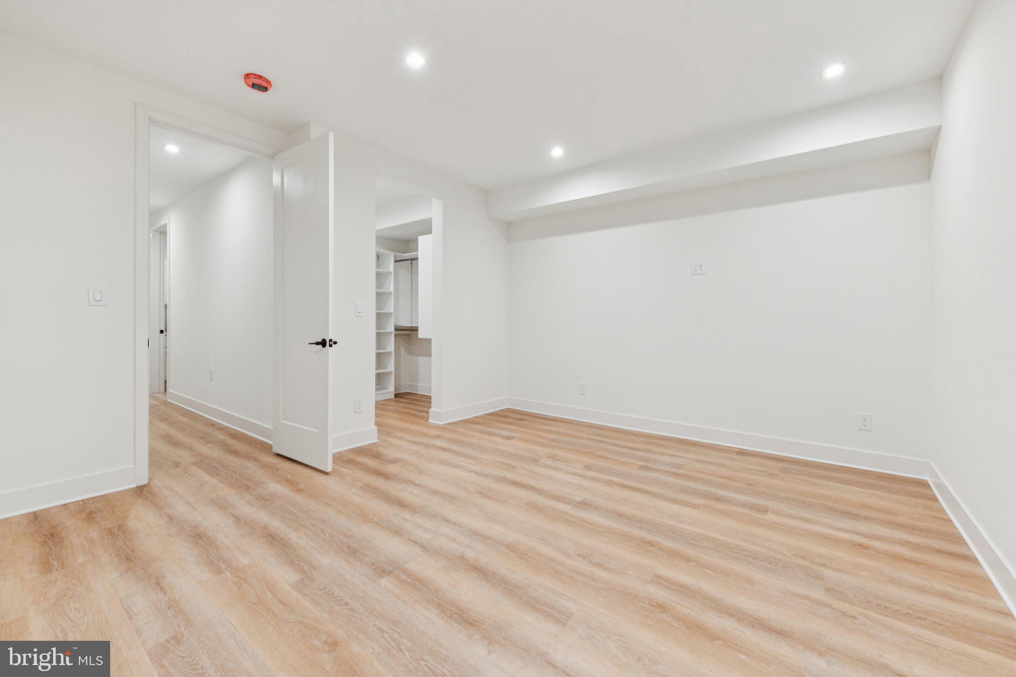 FOGGY BOTTOM - Residential