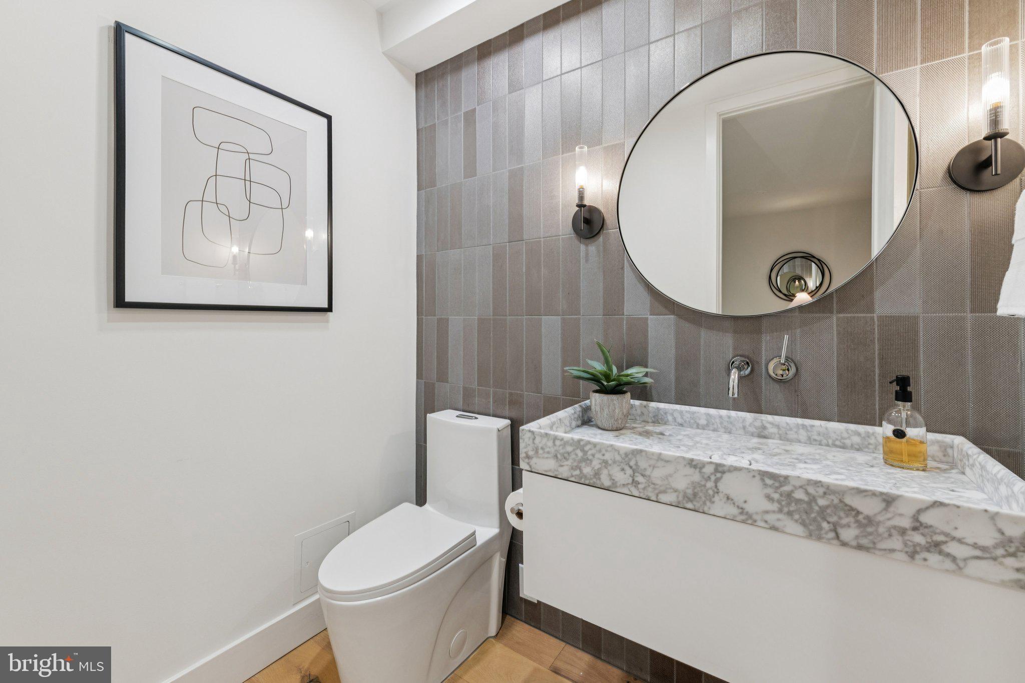 FOGGY BOTTOM - Residential