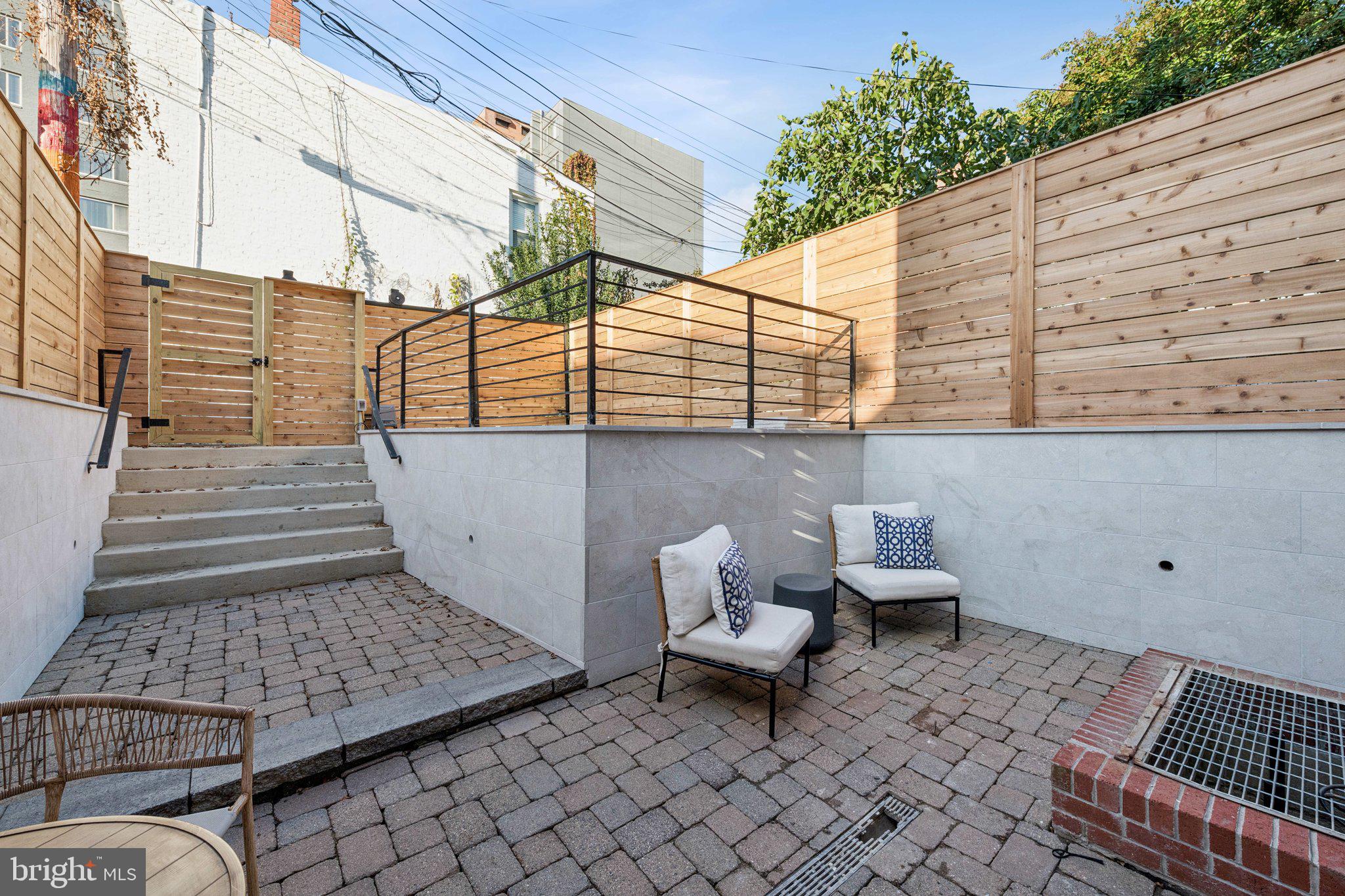 FOGGY BOTTOM - Residential