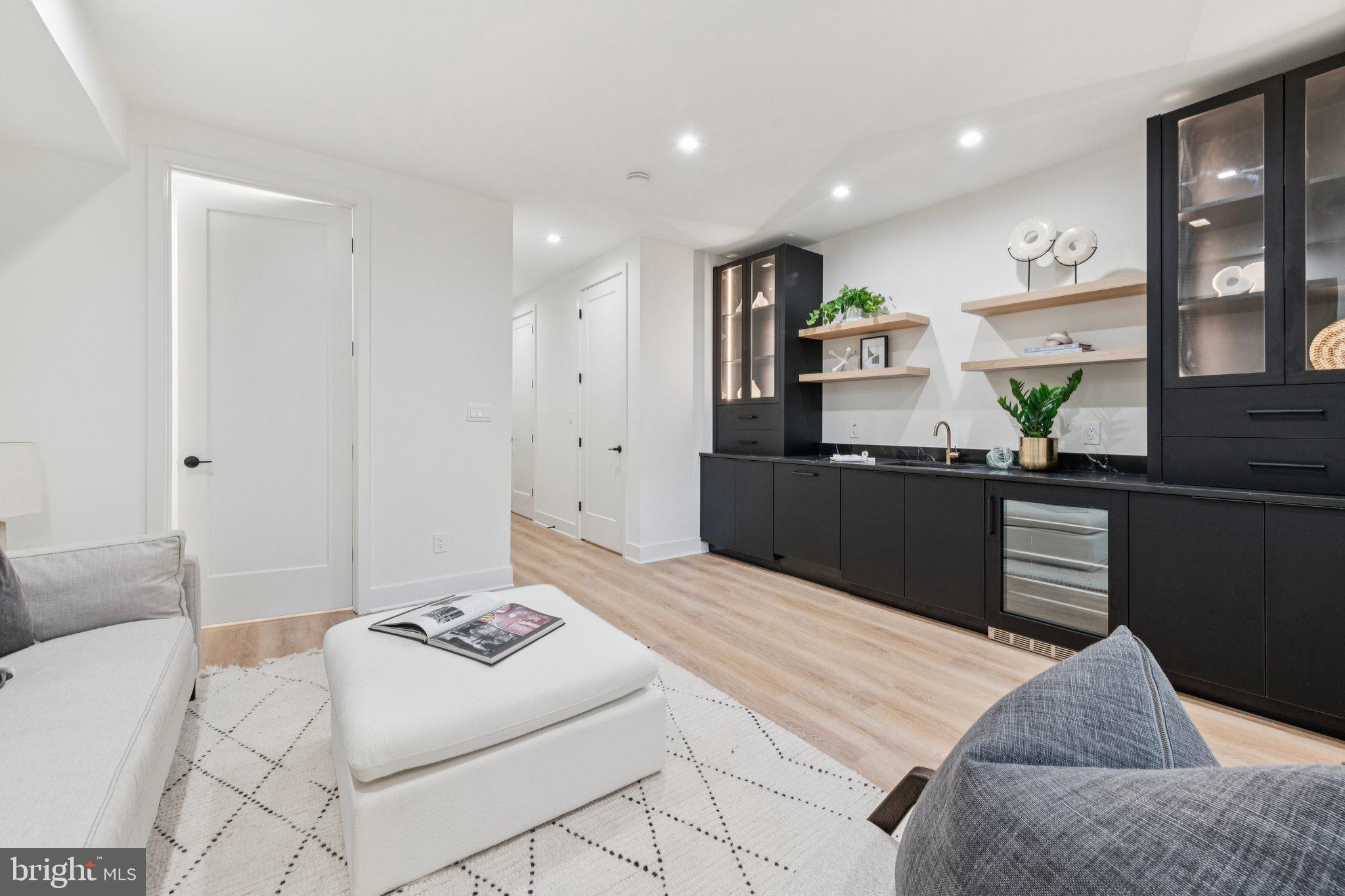 FOGGY BOTTOM - Residential