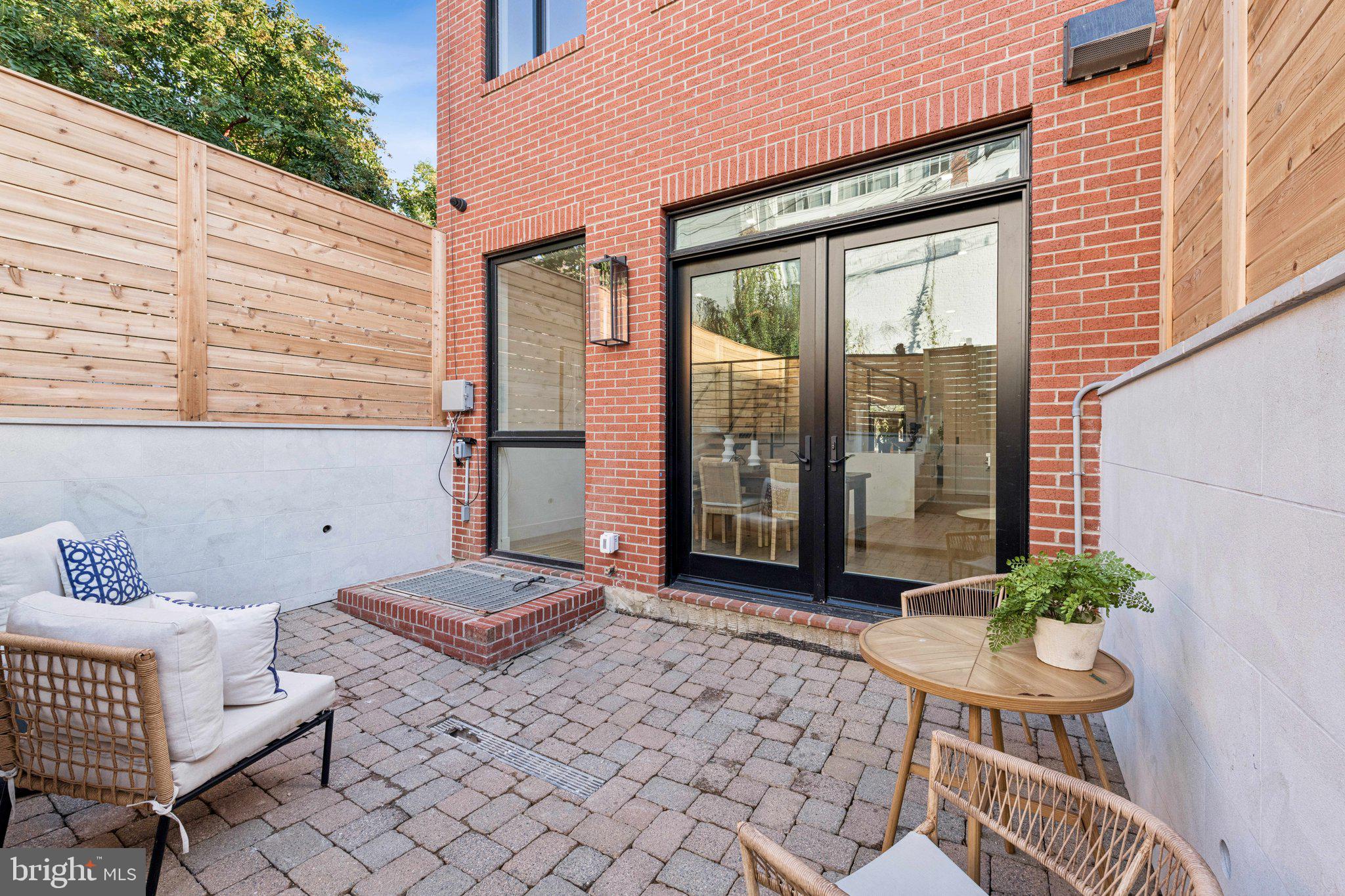 FOGGY BOTTOM - Residential