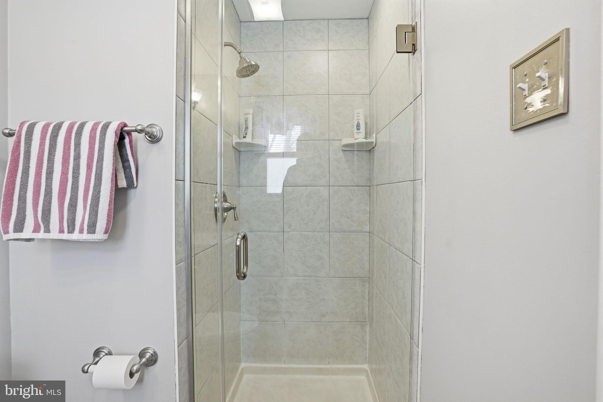 FEASTERVILLE HGTS - Residential