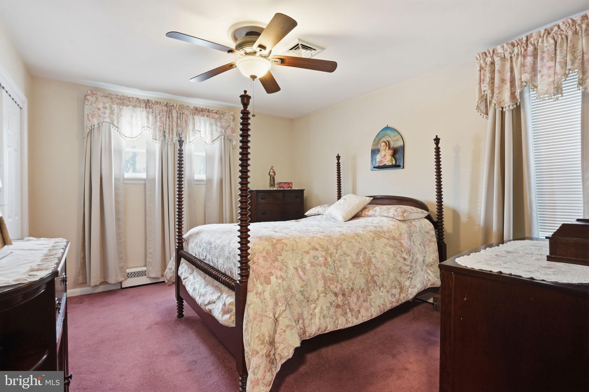 FEASTERVILLE HGTS - Residential