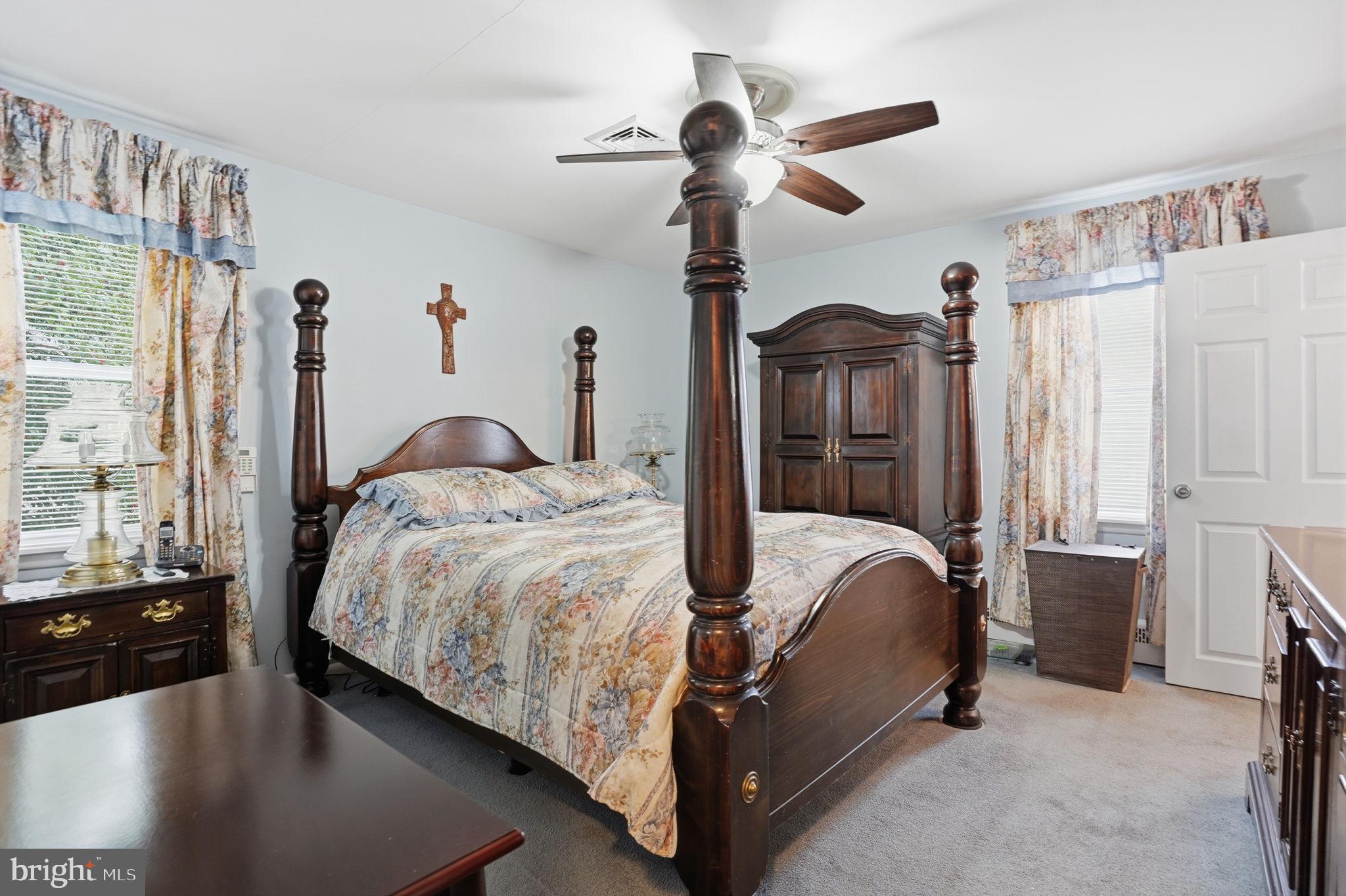 FEASTERVILLE HGTS - Residential